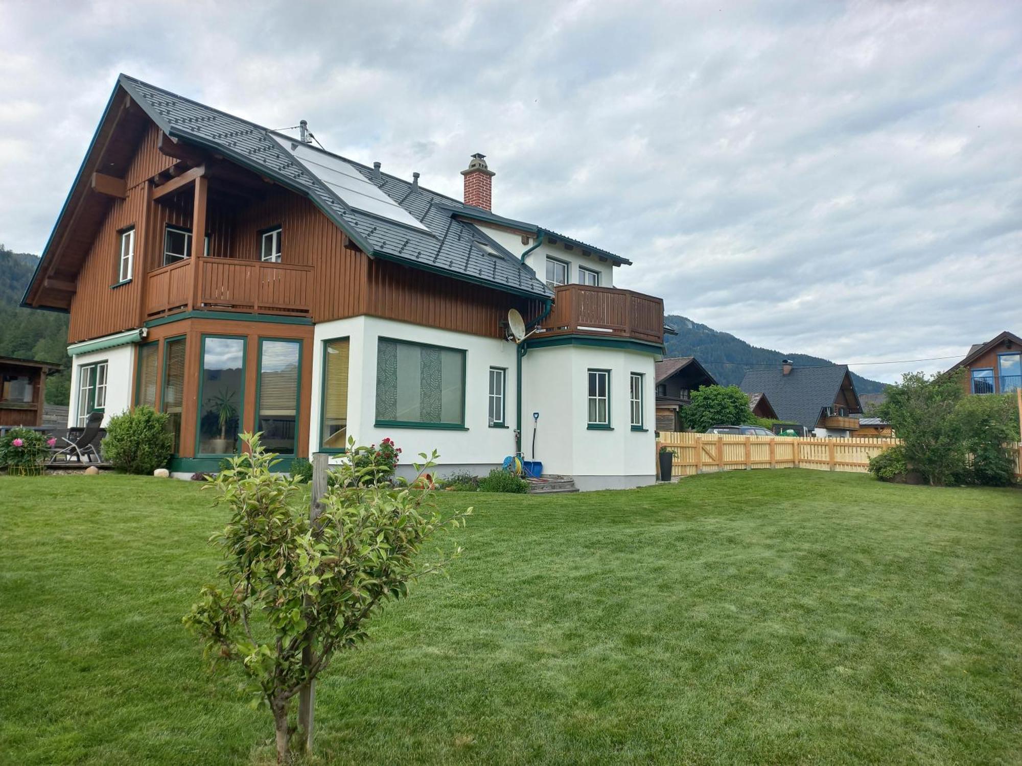 Holiday home Jordi & Lara By Appartementhaus Theresia